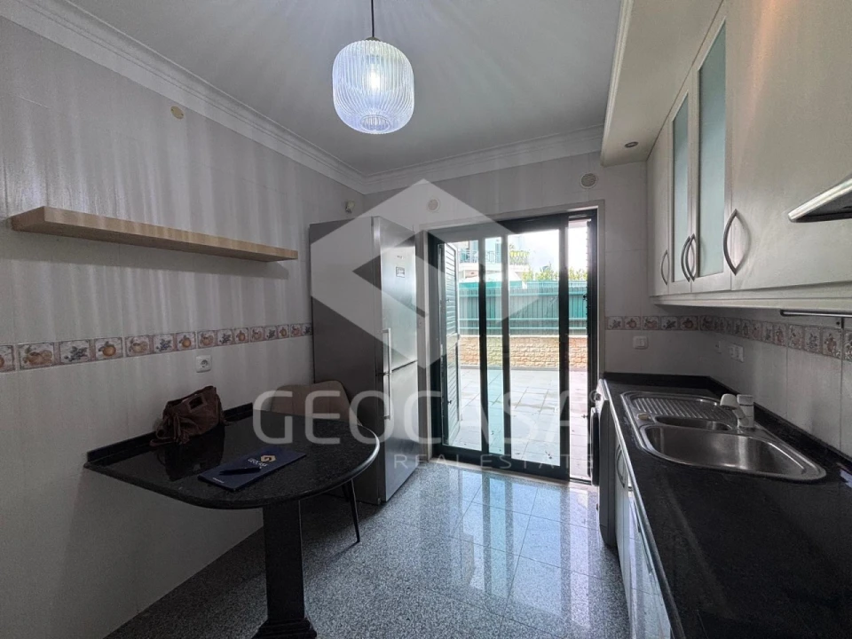 Apartamento T3 para Venda em Cascais e Estoril Foto 5