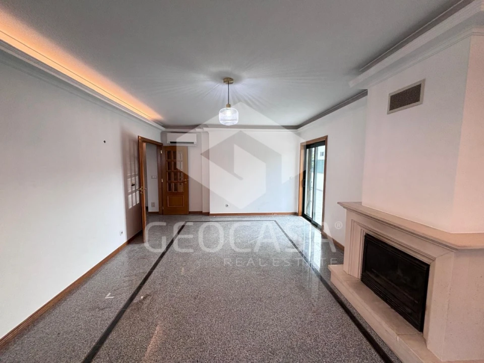 Apartamento T3 para Venda em Cascais e Estoril Foto 10