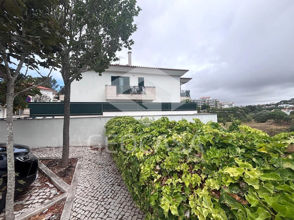Apartamento T3 para Venda em Cascais e Estoril Foto 1