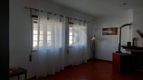 Moradia T3 para Venda em Salvada e Quintos
