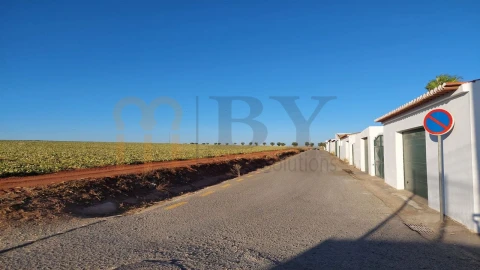 Moradia T3 para Venda em Salvada e Quintos