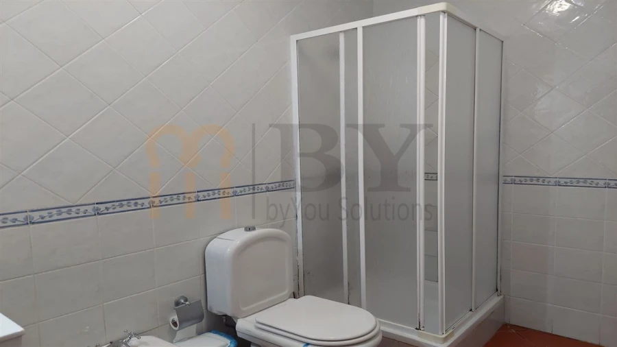 Moradia T3 para Venda em Salvada e Quintos Foto 12