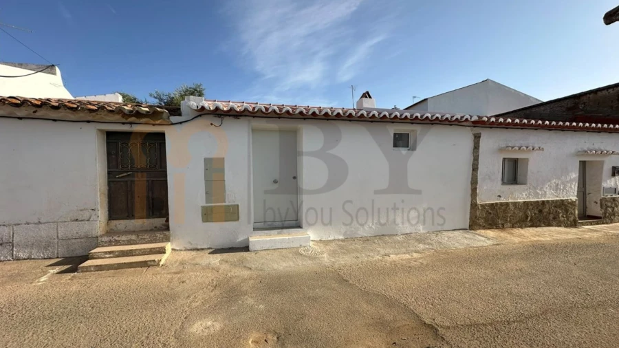 Moradia T1 para Venda em Corte do Pinto