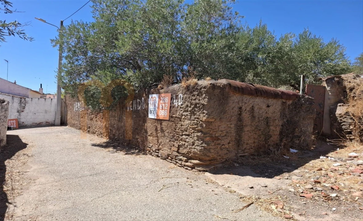 Moradia para Venda em Corte do Pinto Foto 3