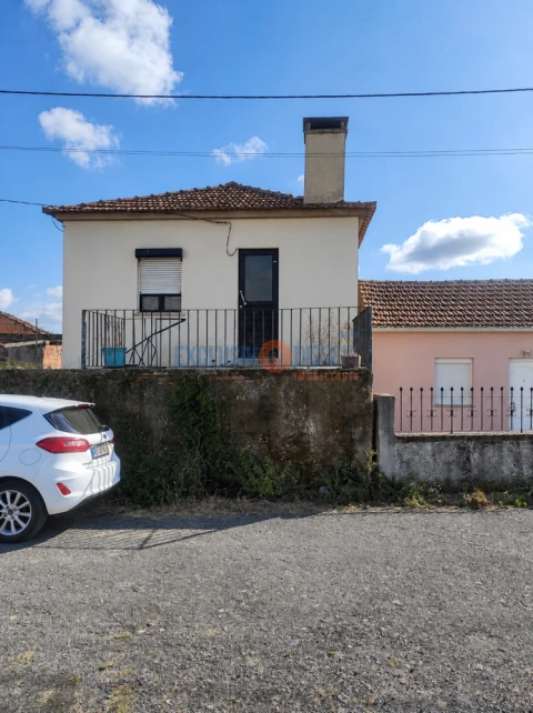 Moradia T2 para Venda em Águeda e Borralha