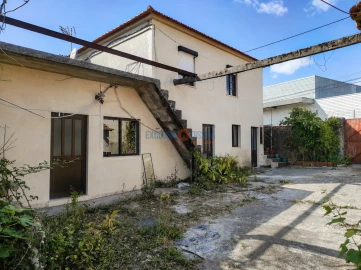 Moradia T2 para Venda em Águeda e Borralha