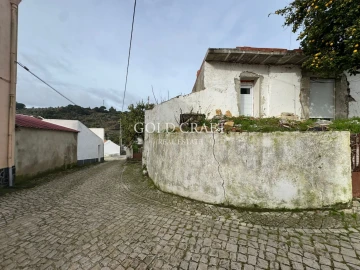 Moradia T2 para Venda em Alhandra, São João dos Montes e Calhandriz