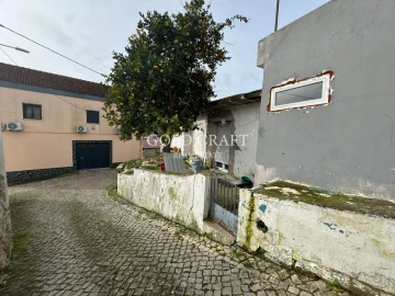 Moradia T2 para Venda em Alhandra, São João dos Montes e Calhandriz