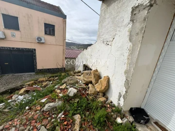 Moradia T2 para Venda em Alhandra, São João dos Montes e Calhandriz