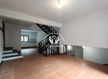 Moradia T2 para Venda em Camacha