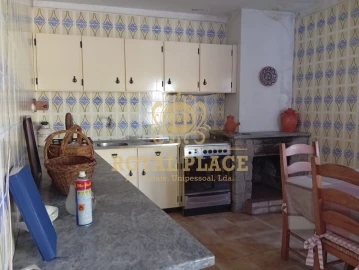 Moradia T4 para Venda em Fiães
