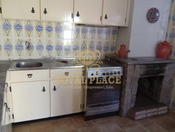 Moradia T4 para Venda em Fiães