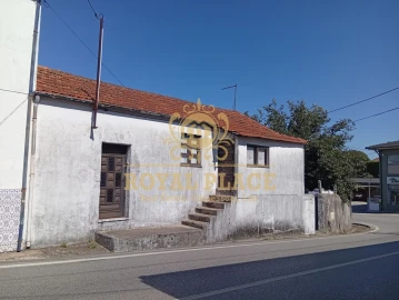 Moradia T4 para Venda em Fiães