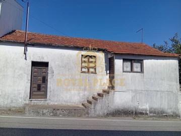 Moradia T4 para Venda em Fiães