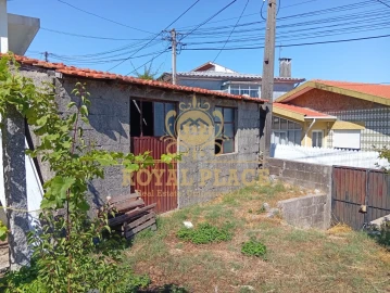 Moradia T4 para Venda em Fiães