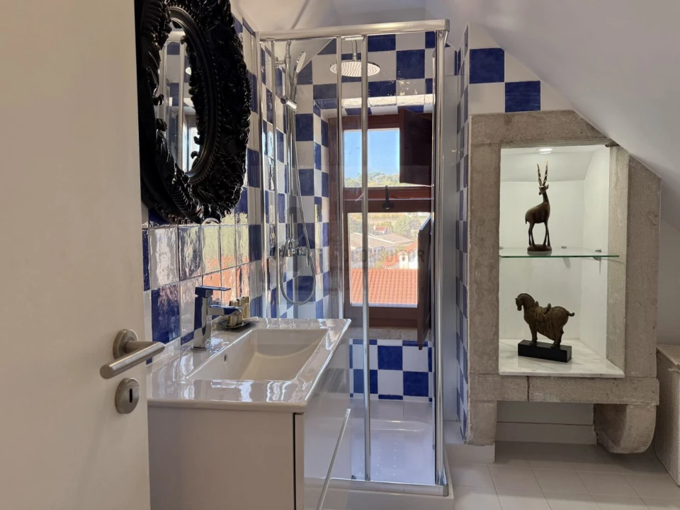Apartamento T1 para Arrendamento em Colares Foto 2