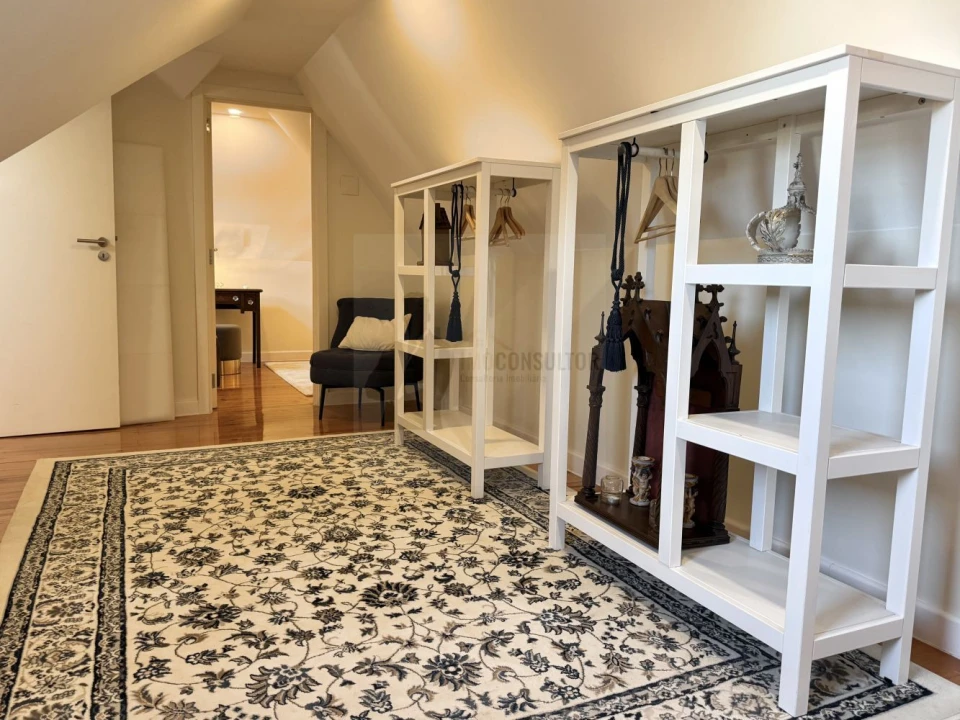 Apartamento T1 para Arrendamento em Colares Foto 15