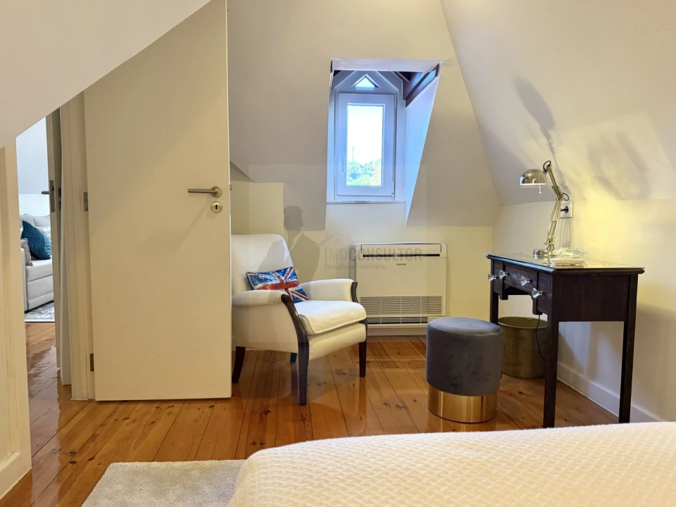 Apartamento T1 para Arrendamento em Colares Foto 17