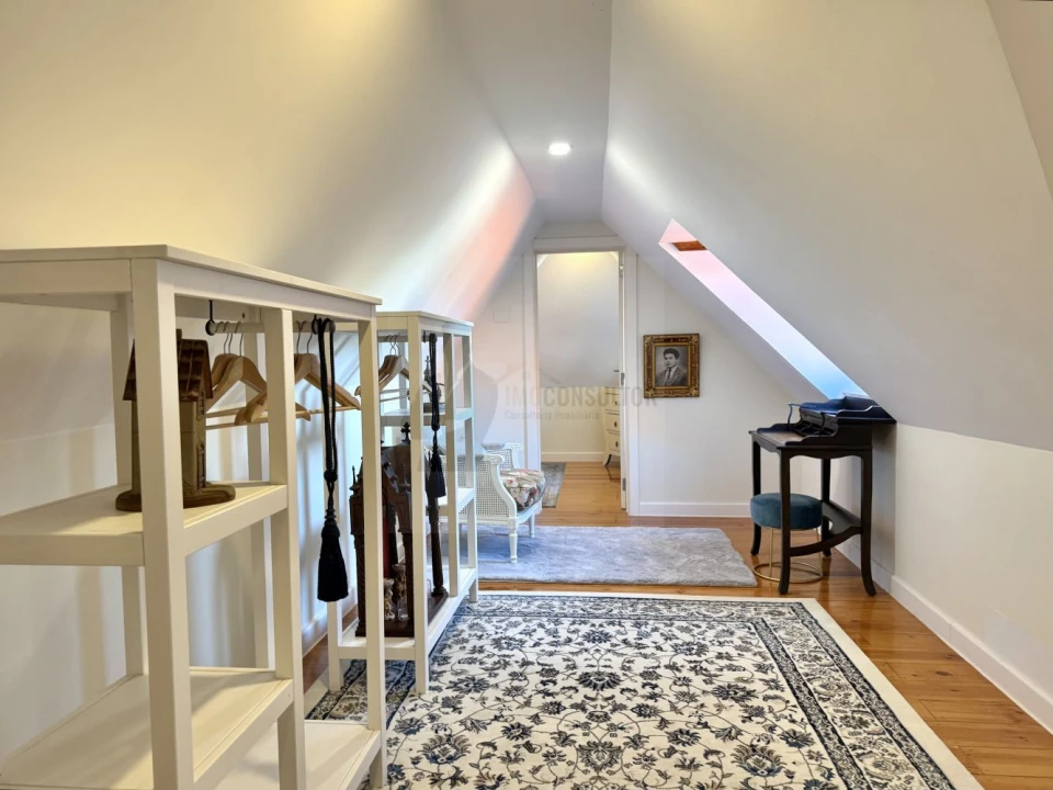 Apartamento T1 para Arrendamento em Colares Foto 16