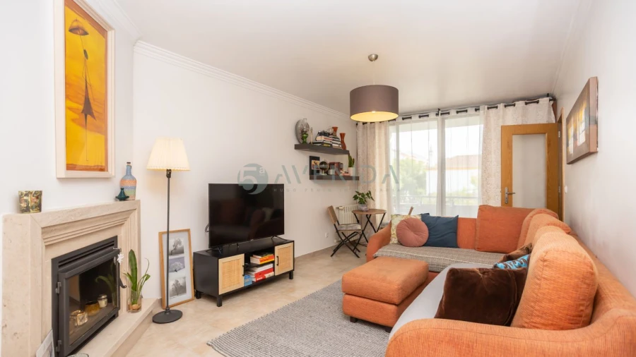 Apartamento T2 para Venda em Baixa da Banheira e Vale da Amoreira
