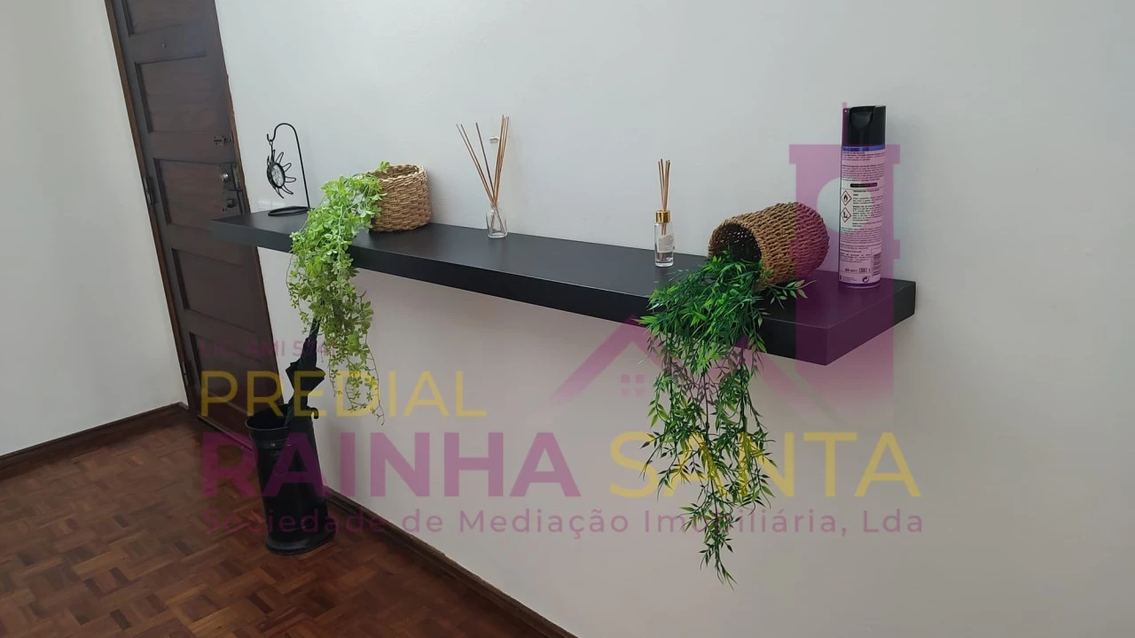 Quarto para Arrendamento em Sé Nova, Santa Cruz, Almedina e São Bartolomeu Foto 5