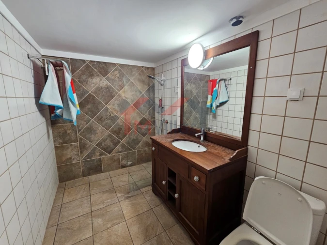 Moradia T2 para Venda em Alte Foto 6