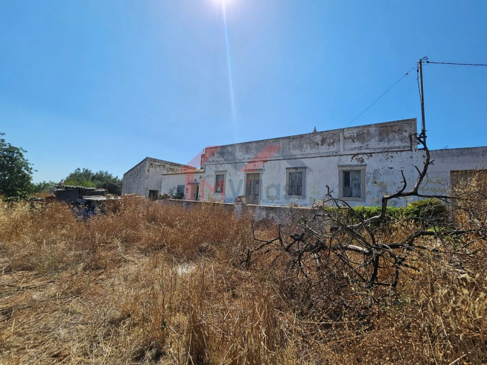 Moradia T5 para Venda em Loule (São Clemente) Foto 1