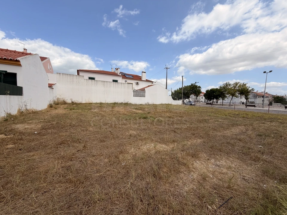 Terreno para Venda em Samora Correia Foto 3