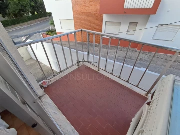 Apartamento T3 para Arrendamento em Nossa Senhora do Pópulo, Coto e São Gregório