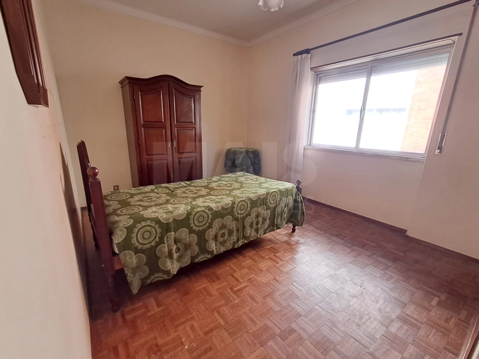 Apartamento T3 para Arrendamento em Nossa Senhora do Pópulo, Coto e São Gregório Foto 5