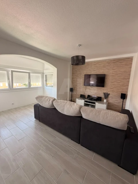 Apartamento T3 para Arrendamento em Alto do Seixalinho, Santo André e Verderena