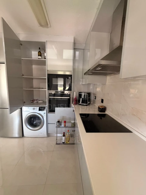 Apartamento T3 para Arrendamento em Alto do Seixalinho, Santo André e Verderena