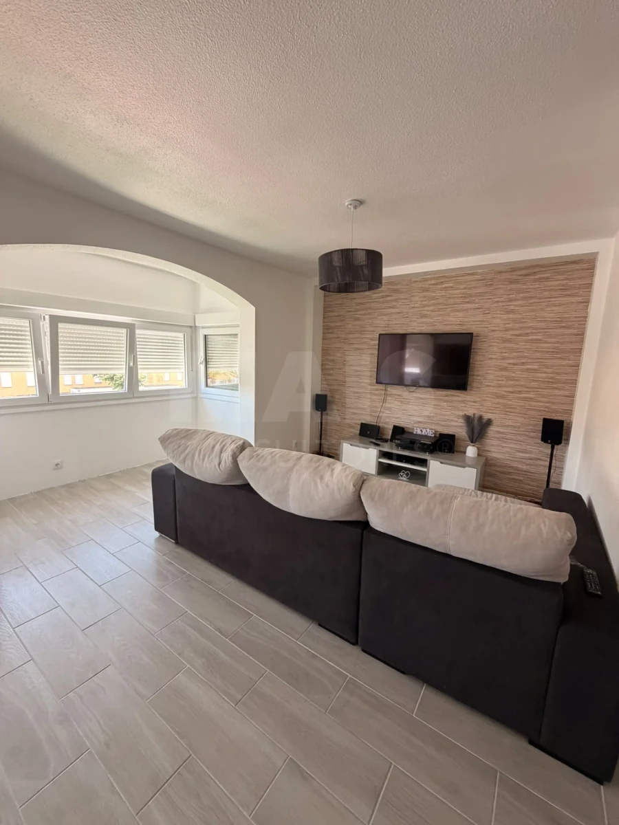 Apartamento T3 para Arrendamento em Alto do Seixalinho, Santo André e Verderena Foto 3
