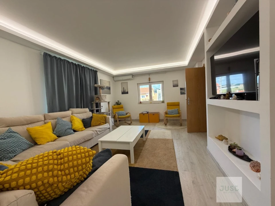 Moradia T5 para Venda em Loures Foto 13