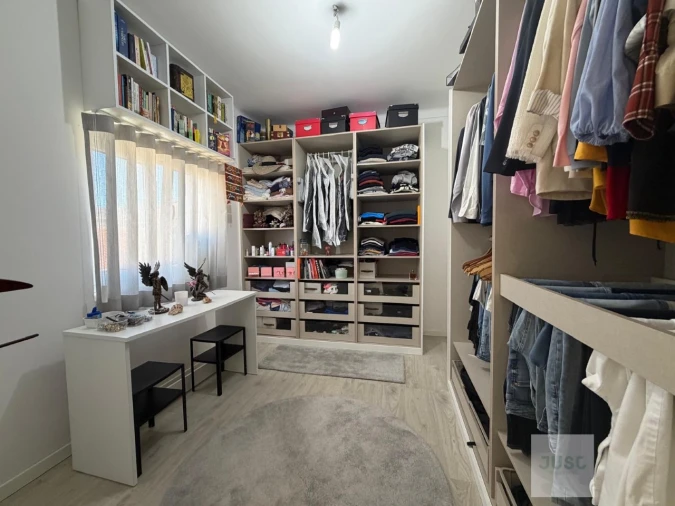 Moradia T5 para Venda em Loures Foto 32
