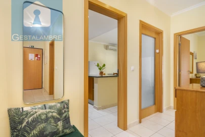 Apartamento T1 para Venda em Albufeira e Olhos de Água
