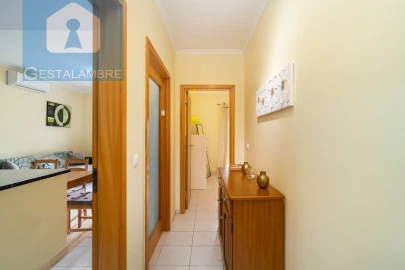 Apartamento T1 para Venda em Albufeira e Olhos de Água