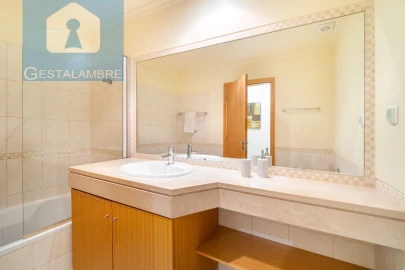 Apartamento T1 para Venda em Albufeira e Olhos de Água