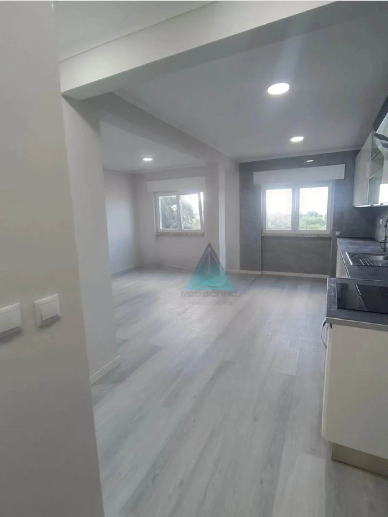 Apartamento T2 para Venda em Setubal (São Sebastião) Foto 2