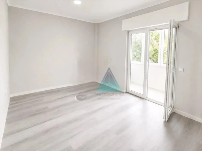 Apartamento T2 para Venda em Setubal (São Sebastião) Foto 4