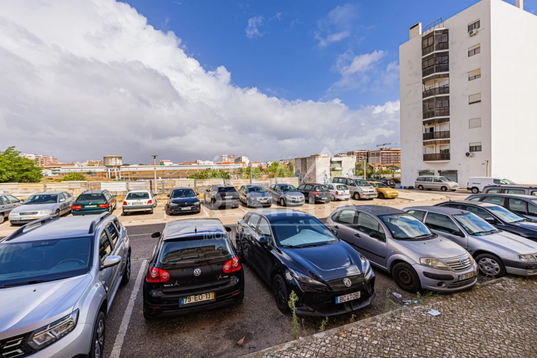 Apartamento T3 para Venda em Alto do Seixalinho, Santo André e Verderena Foto 39