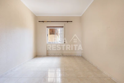 Apartamento T3 para Venda em Alto do Seixalinho, Santo André e Verderena