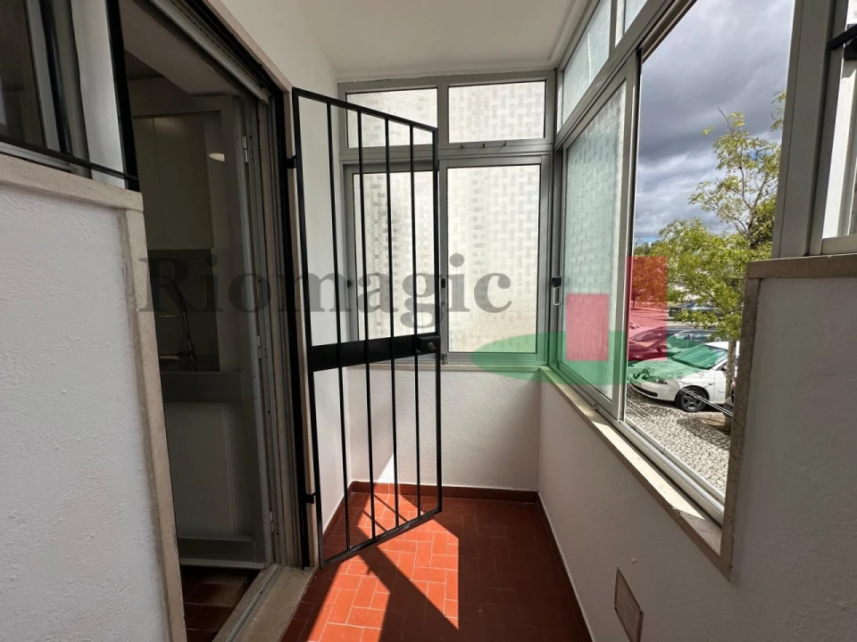 Apartamento T2 para Venda em Rio Maior Foto 9
