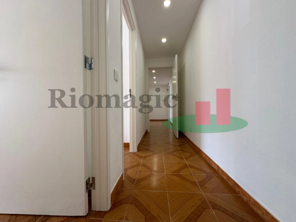 Apartamento T2 para Venda em Rio Maior Foto 20