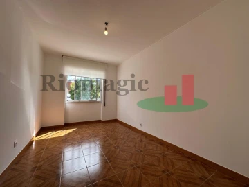 Apartamento T2 para Venda em Rio Maior