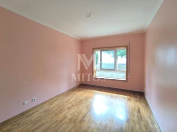 Apartamento T2 para Venda em Santa Maria Maior e Monserrate e Meadela