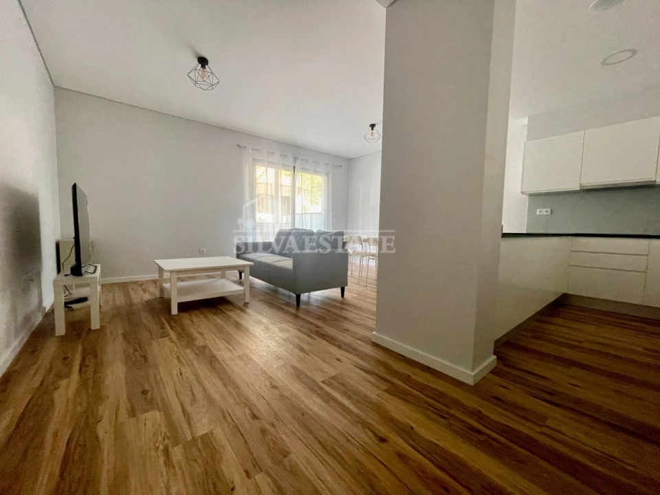 Apartamento T2 para Venda em Ribeira Brava Foto 2
