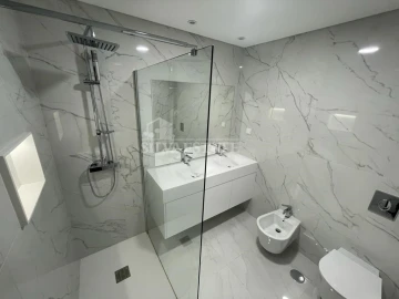 Apartamento T2 para Venda em Ribeira Brava