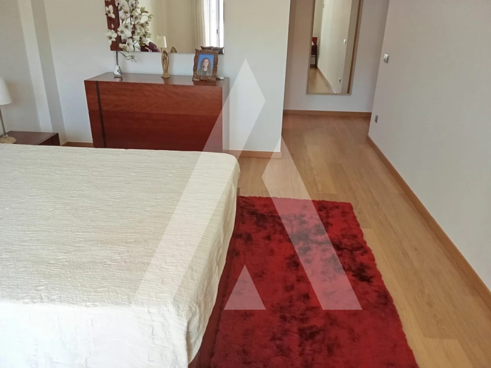 Apartamento T2 para Venda em Viseu Foto 17