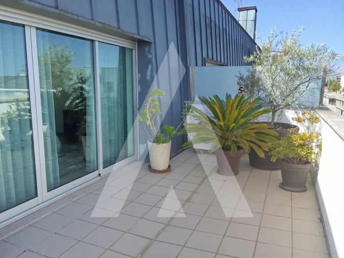 Apartamento T2 para Venda em Viseu Foto 31